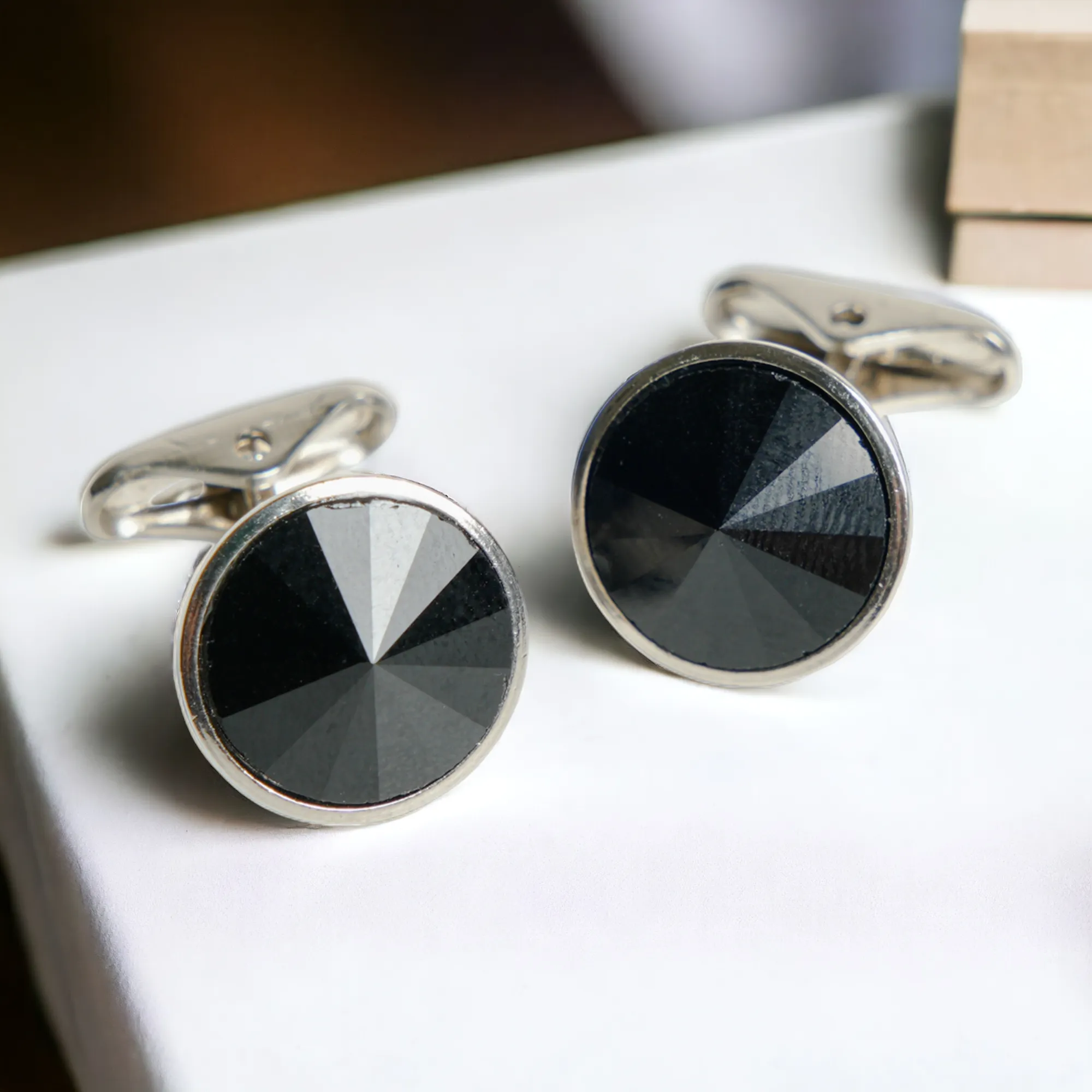 Chokore Silver Crystal Cufflinks (Black)