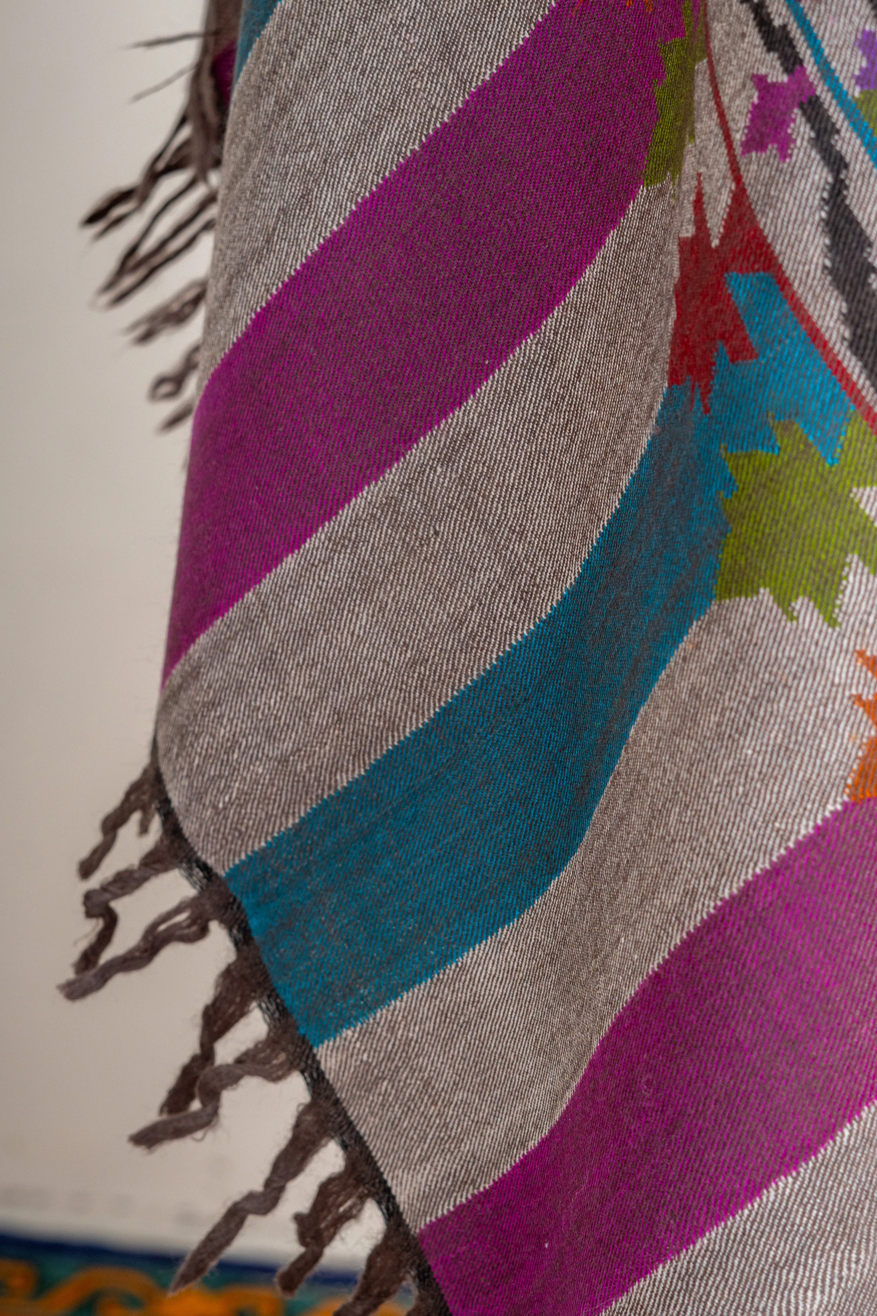 Classic Charm: Kani Pure Pashmina in Soft Earth Tones