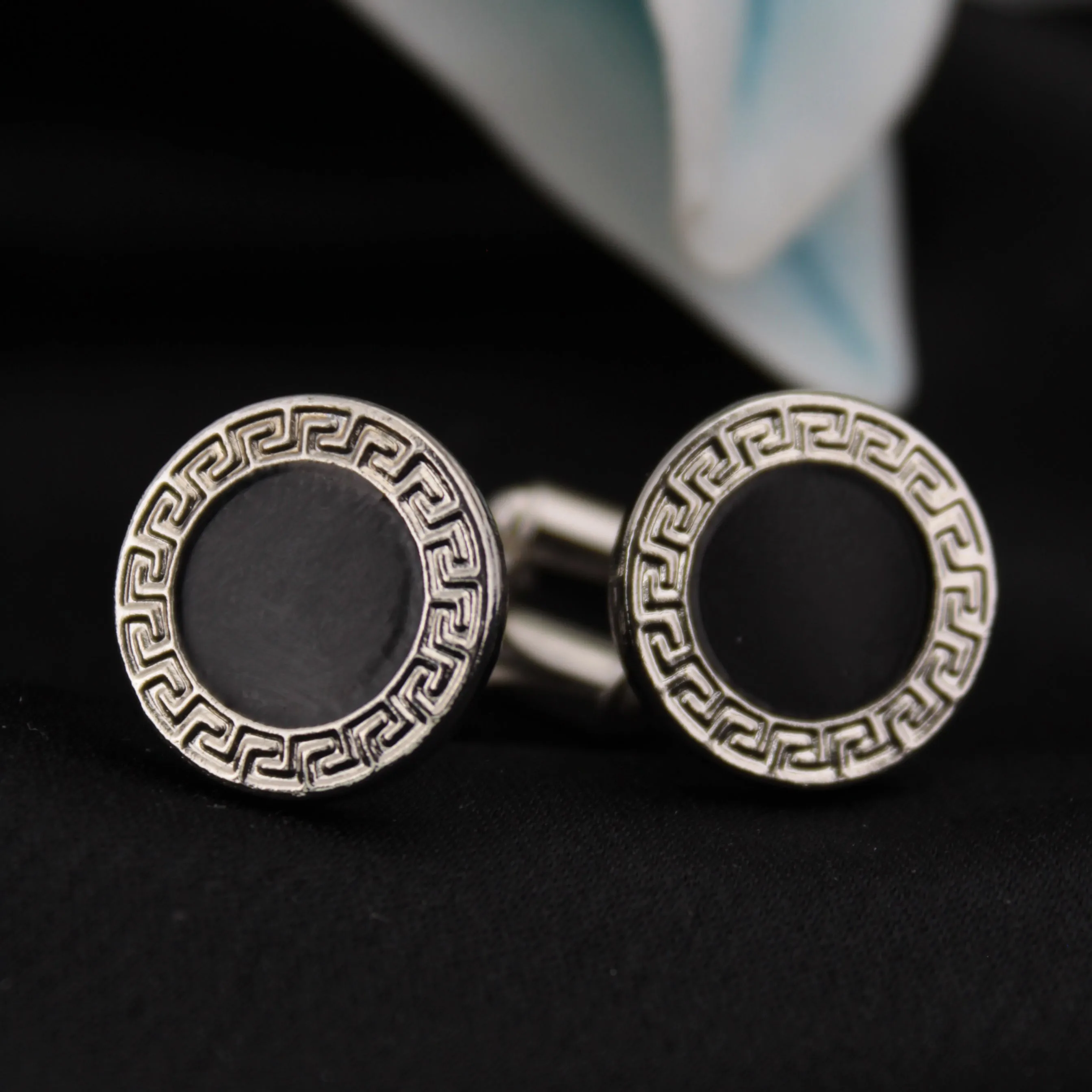 Kavove The Backyard Black Cufflink