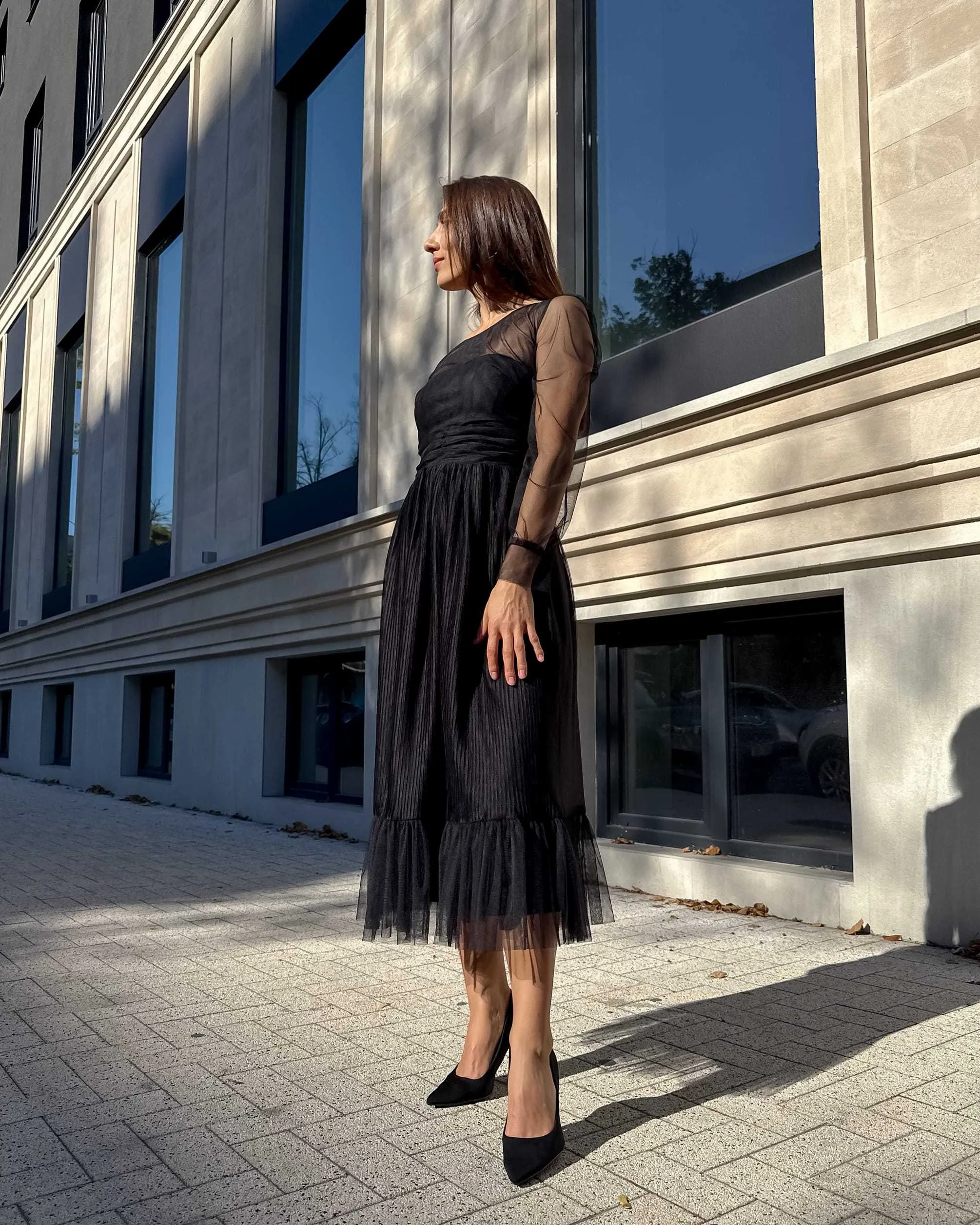 Rochie eleganta neagra midi