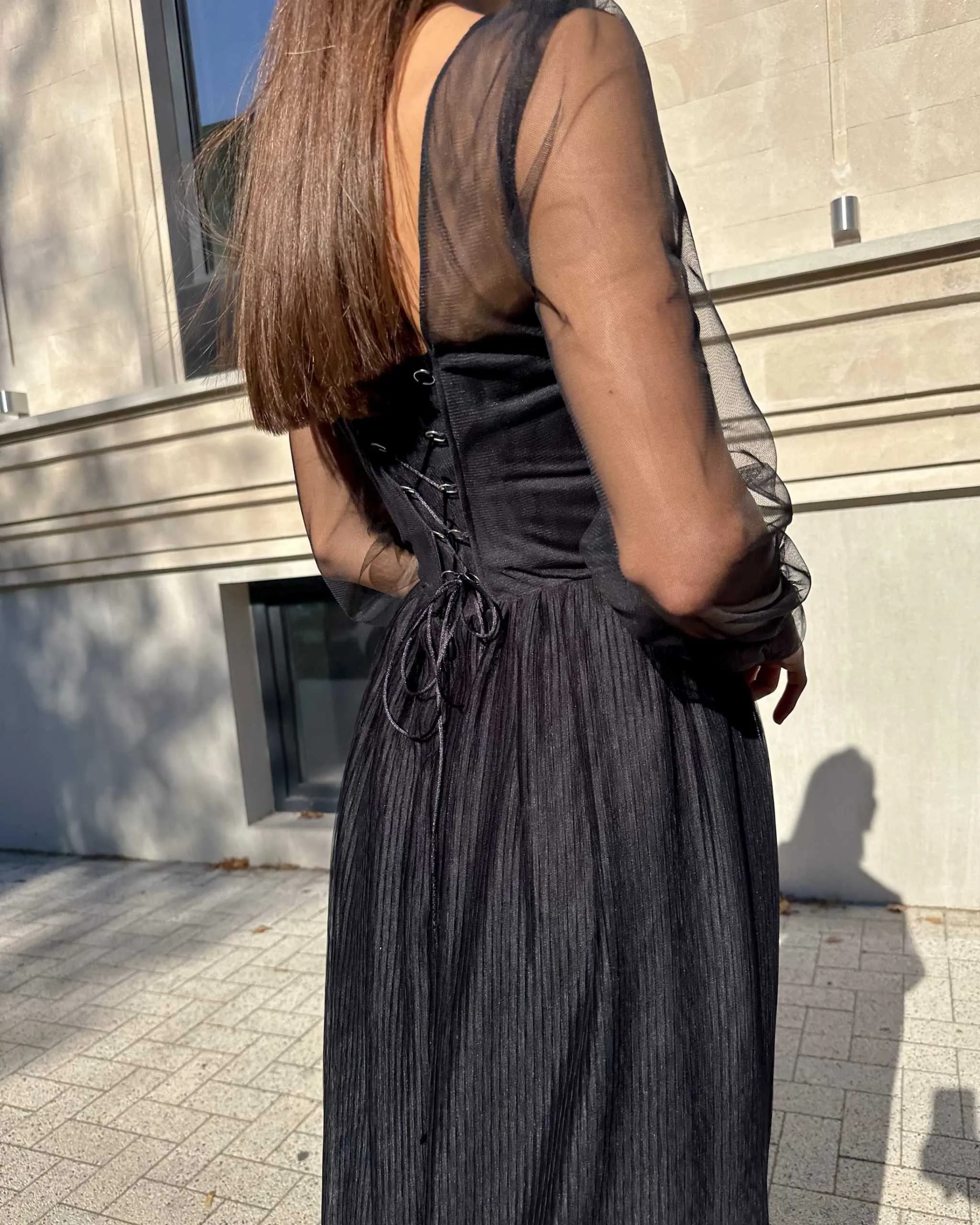 Rochie eleganta neagra midi