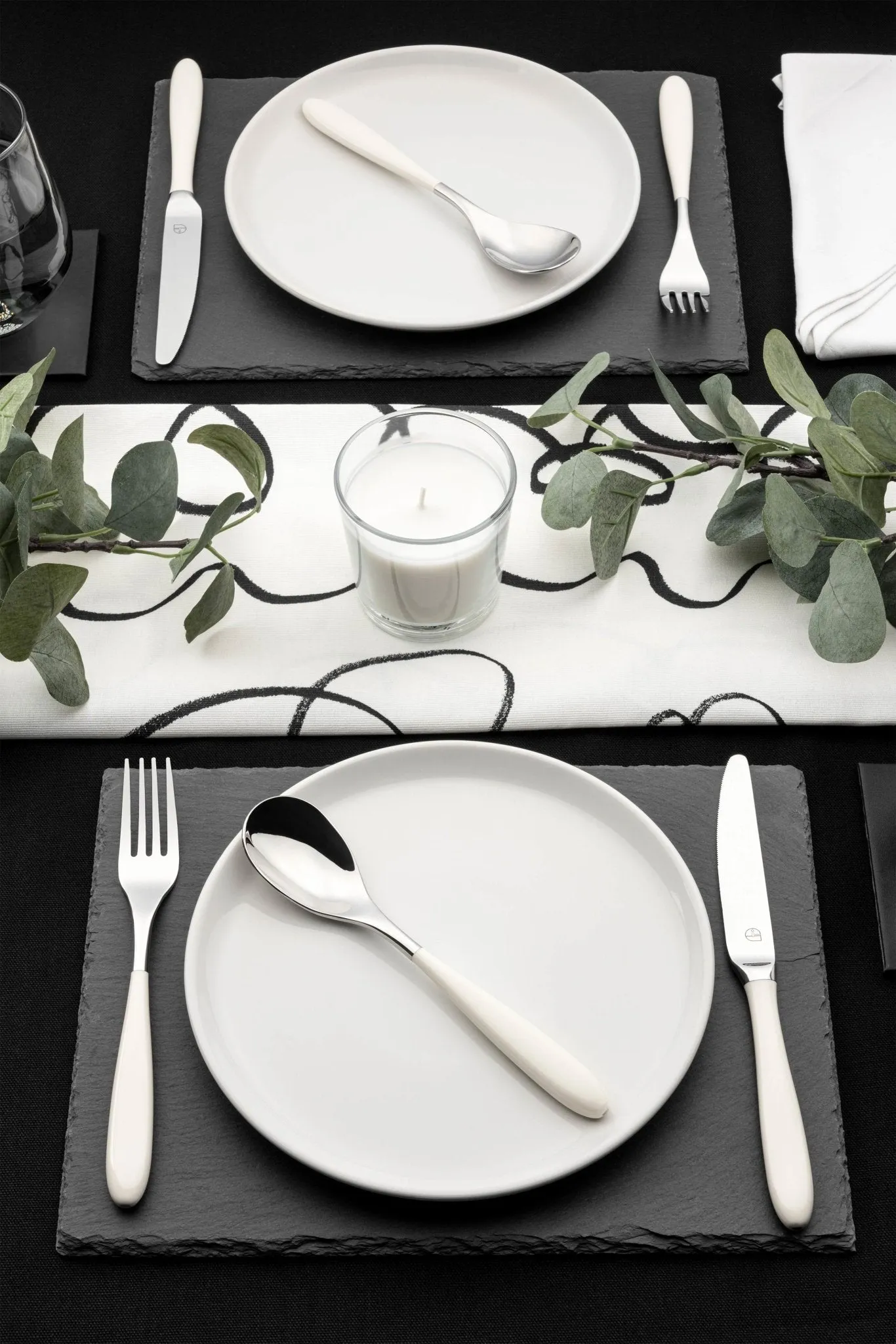 Yin & Yang White Set of 2 Dessert Spoons